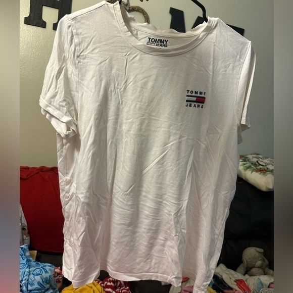 Tommy Hilfiger Tops - Tommy Jeans T-shirt